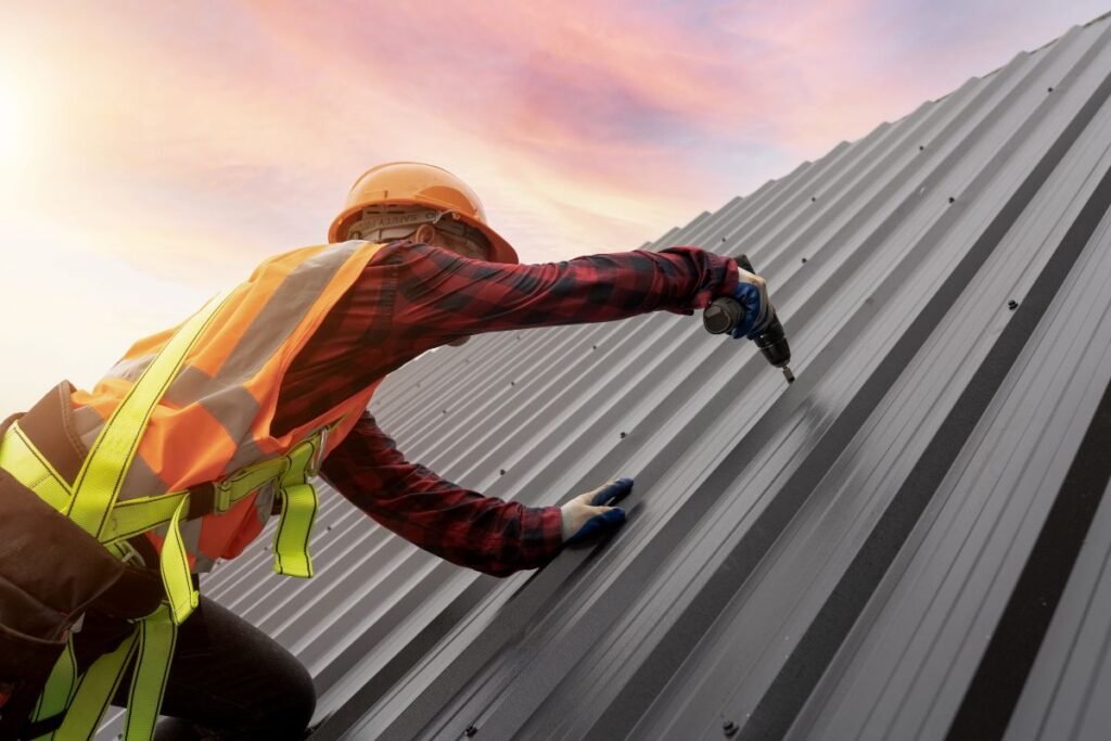 How Metal Roofing Improves Energy Efficiency and Lowers Cooling Costs